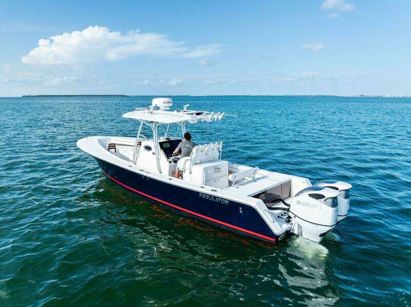2012 Regulator 32