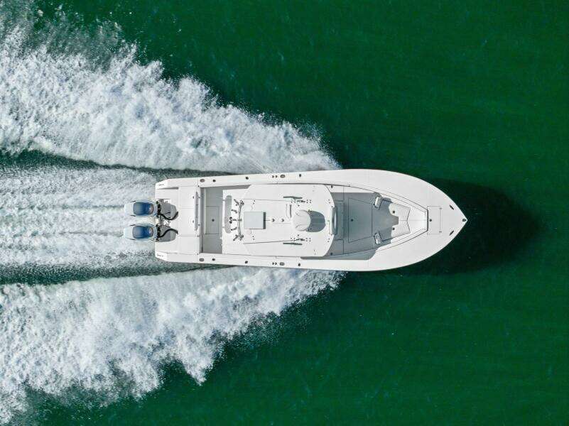 2012 Regulator 32