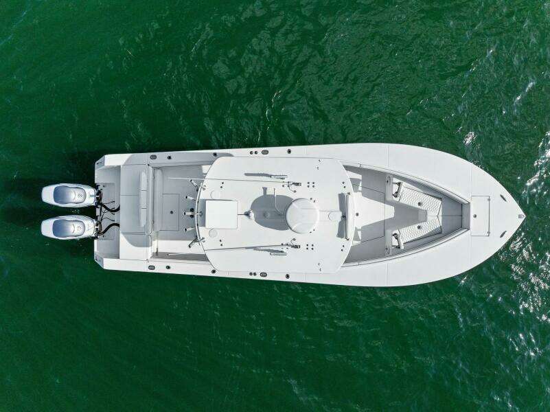 2012 Regulator 32