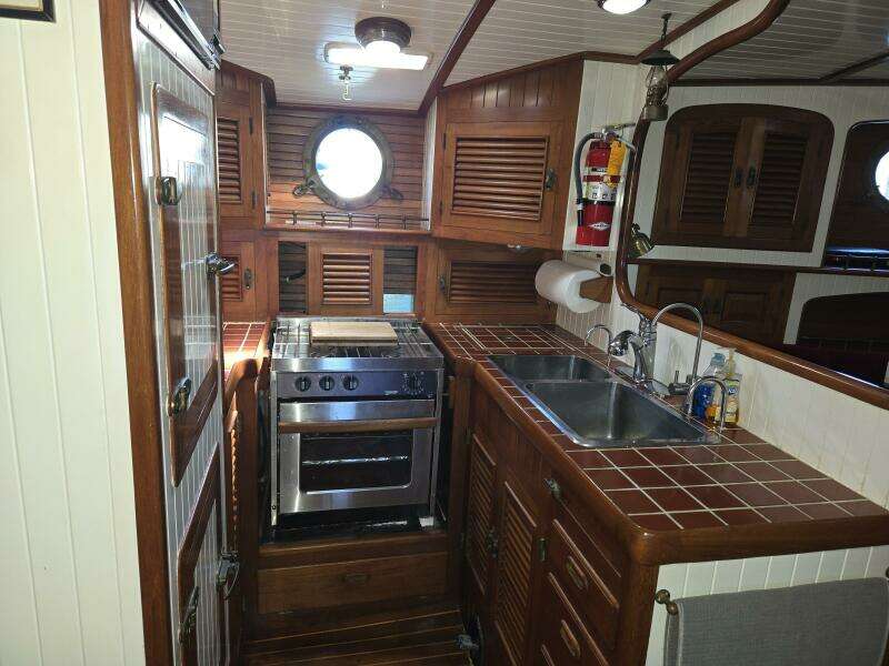 Klahani 39ft Liberty Yacht For Sale