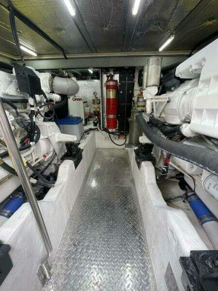 50ft Cruisers Yachts Yacht For Sale