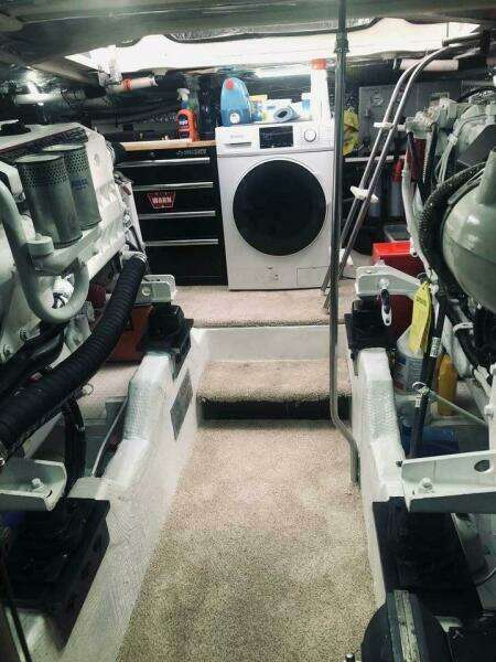 50ft Cruisers Yachts Yacht For Sale