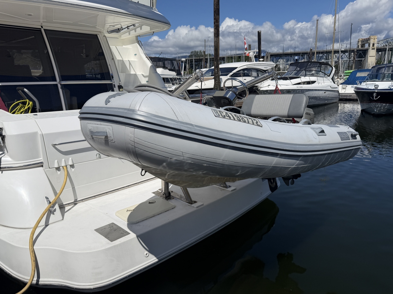 50ft Cruisers Yachts Yacht For Sale