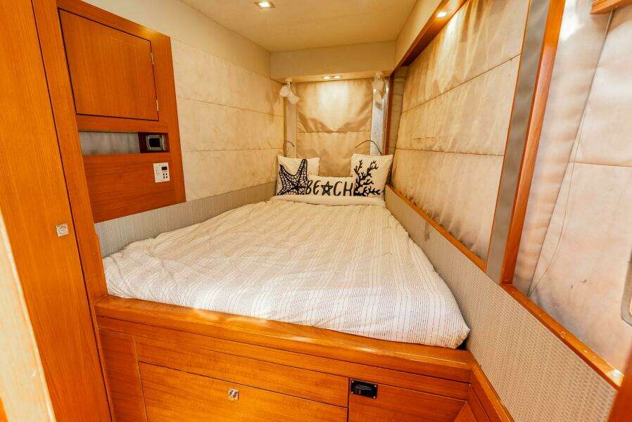 Chasing Waterfalls 50ft Tayana Yacht For Sale