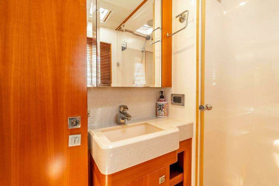 Chasing Waterfalls 50ft Tayana Yacht For Sale