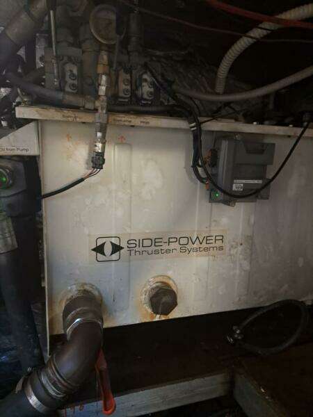 2015-power-catamaran-power-5292466-20240611061756274-1_XLARGE.jpg