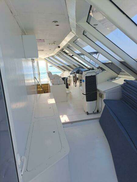 2015-power-catamaran-power-5292466-20240611061732148-1_XLARGE.jpg