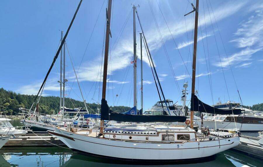 41ft CT Yacht For Sale