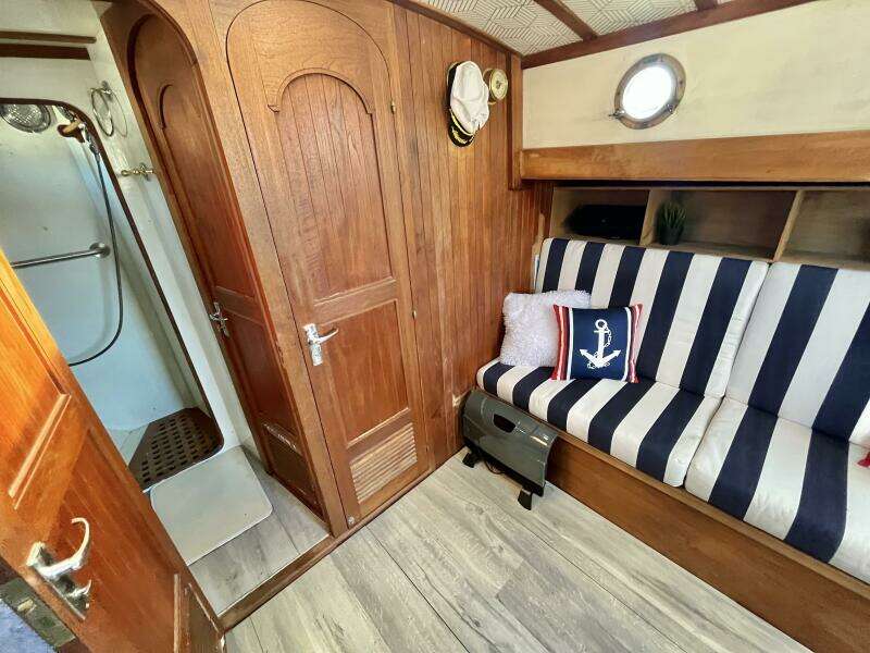 41ft CT Yacht For Sale