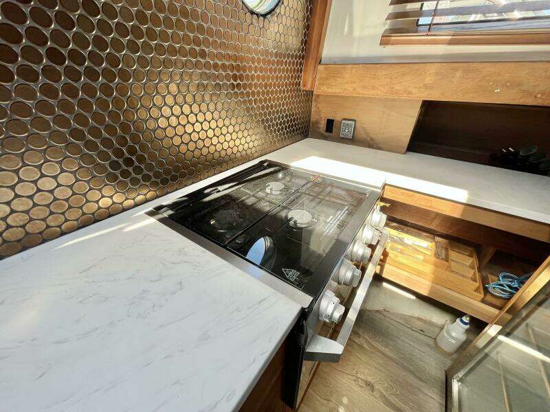 41ft CT Yacht For Sale