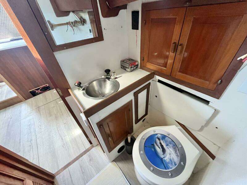 41ft CT Yacht For Sale