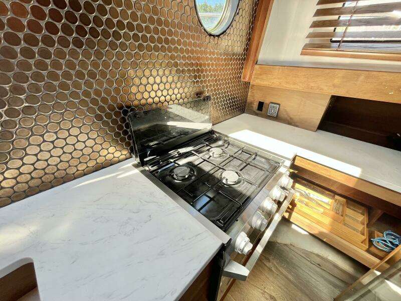 41ft CT Yacht For Sale