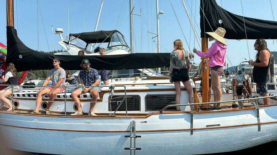 41ft CT Yacht For Sale