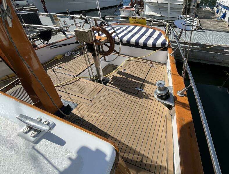 41ft CT Yacht For Sale