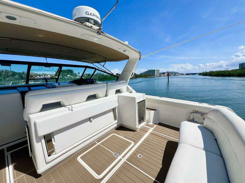 35ft Tiara Yachts Yacht For Sale