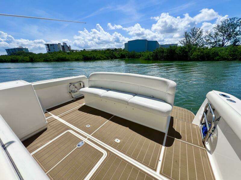 35ft Tiara Yachts Yacht For Sale