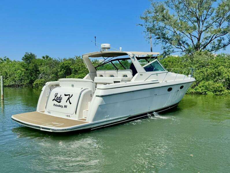 35ft Tiara Yachts Yacht For Sale