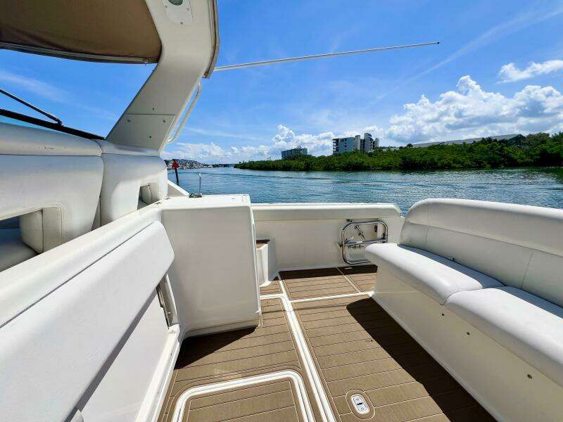 35ft Tiara Yachts Yacht For Sale