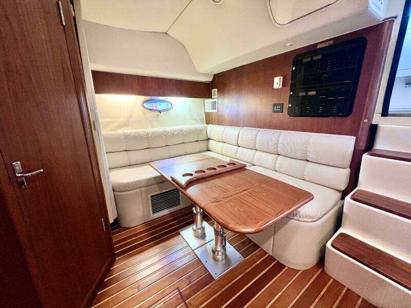 35ft Tiara Yachts Yacht For Sale