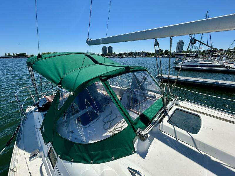 36ft Beneteau Yacht For Sale