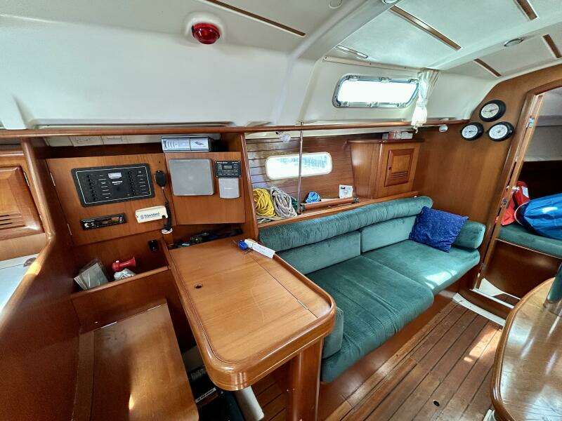 36ft Beneteau Yacht For Sale