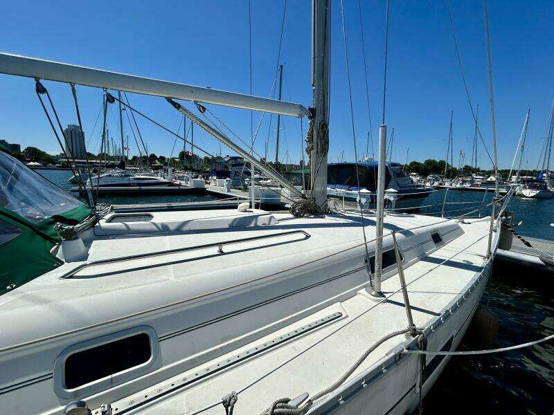 36ft Beneteau Yacht For Sale