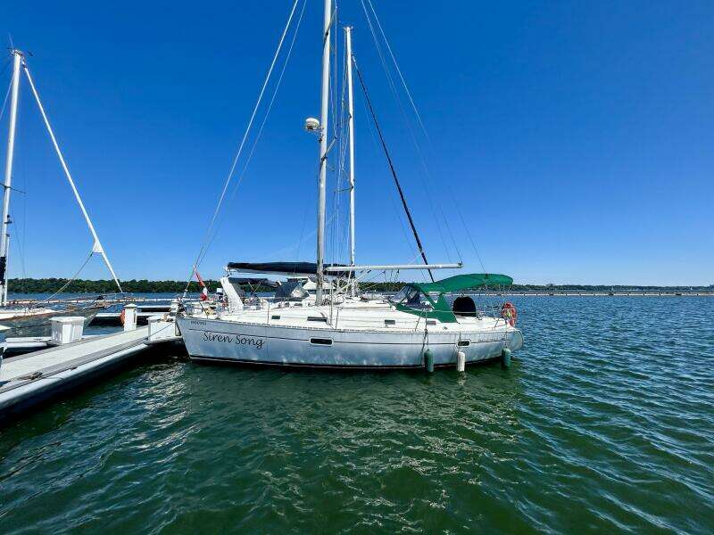 36ft Beneteau Yacht For Sale