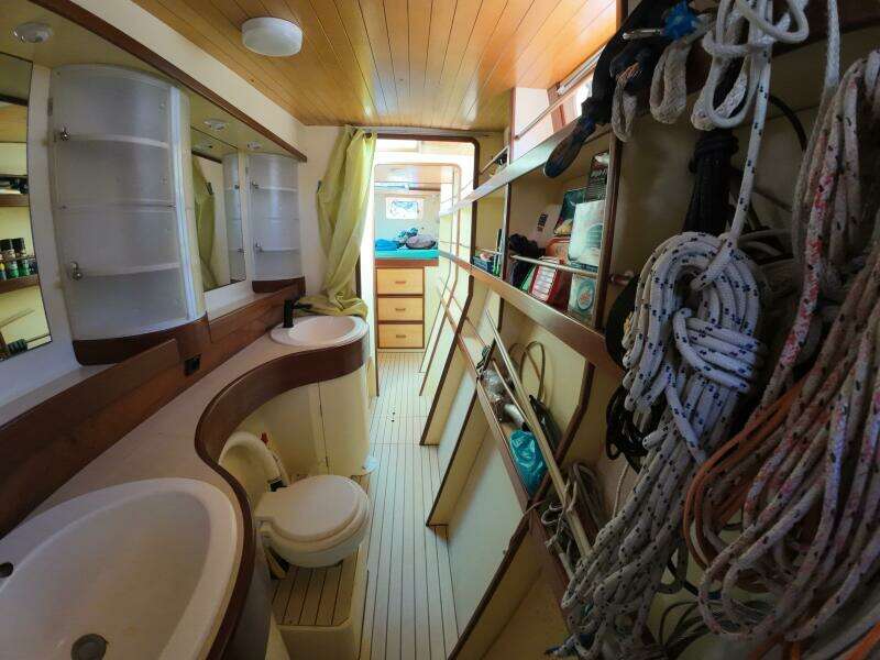Cejlu 40ft Custom Yacht For Sale