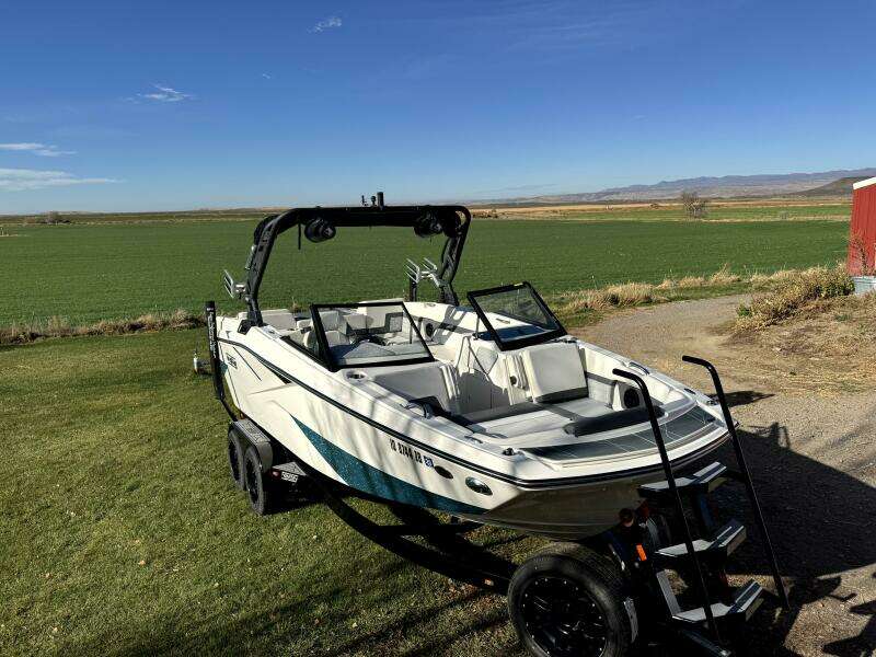 22ft Heyday Yacht For Sale