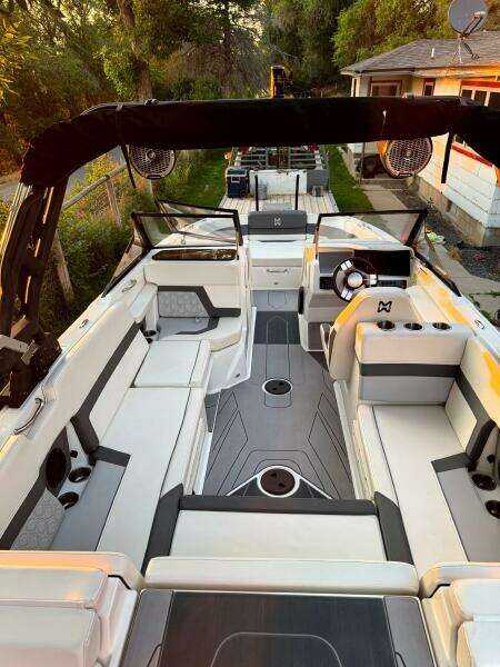 22ft Heyday Yacht For Sale