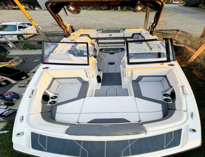 22ft Heyday Yacht For Sale