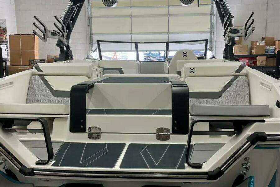 22ft Heyday Yacht For Sale