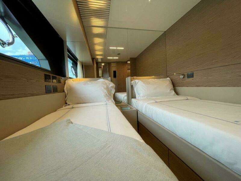 OUR TRADE 92ft Ferretti Yachts Yacht For Sale