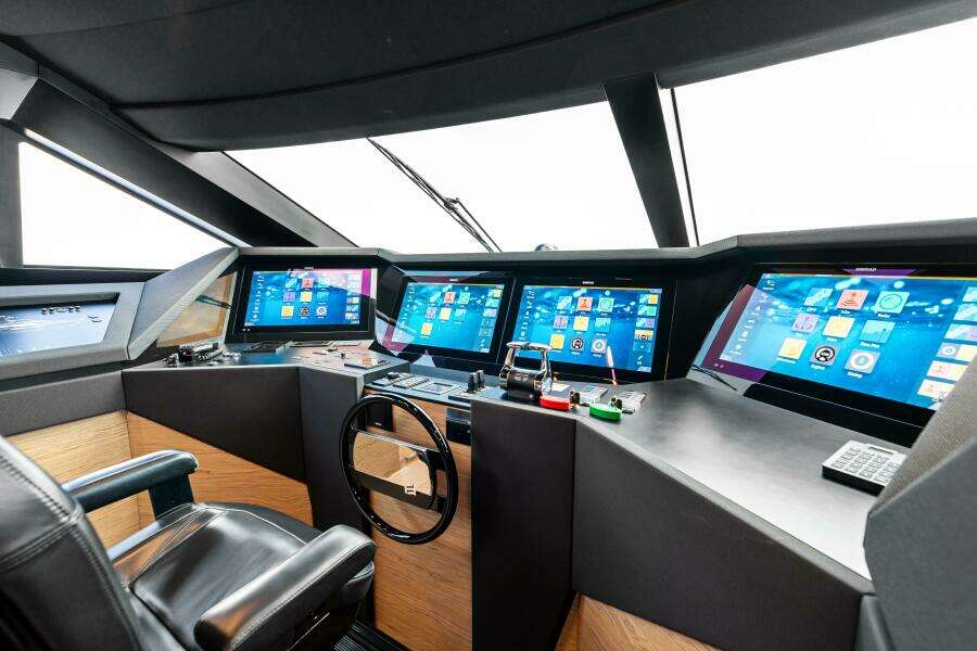OUR TRADE 92ft Ferretti Yachts Yacht For Sale