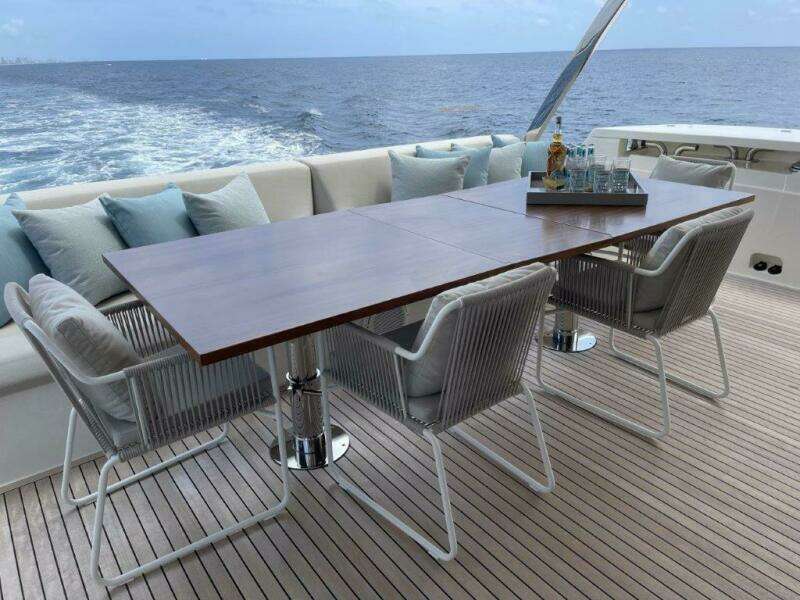 OUR TRADE 92ft Ferretti Yachts Yacht For Sale
