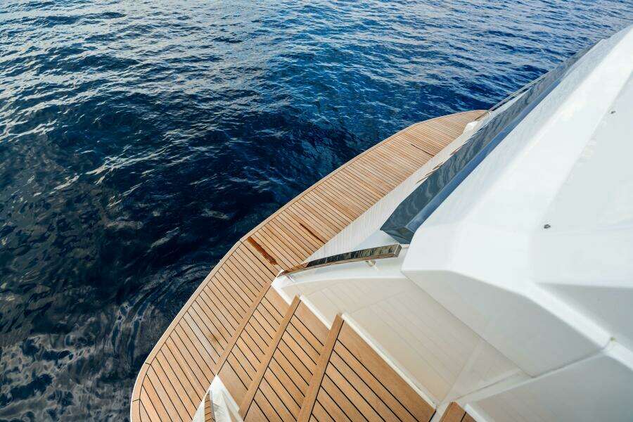 OUR TRADE 92ft Ferretti Yachts Yacht For Sale