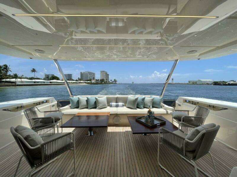 OUR TRADE 92ft Ferretti Yachts Yacht For Sale