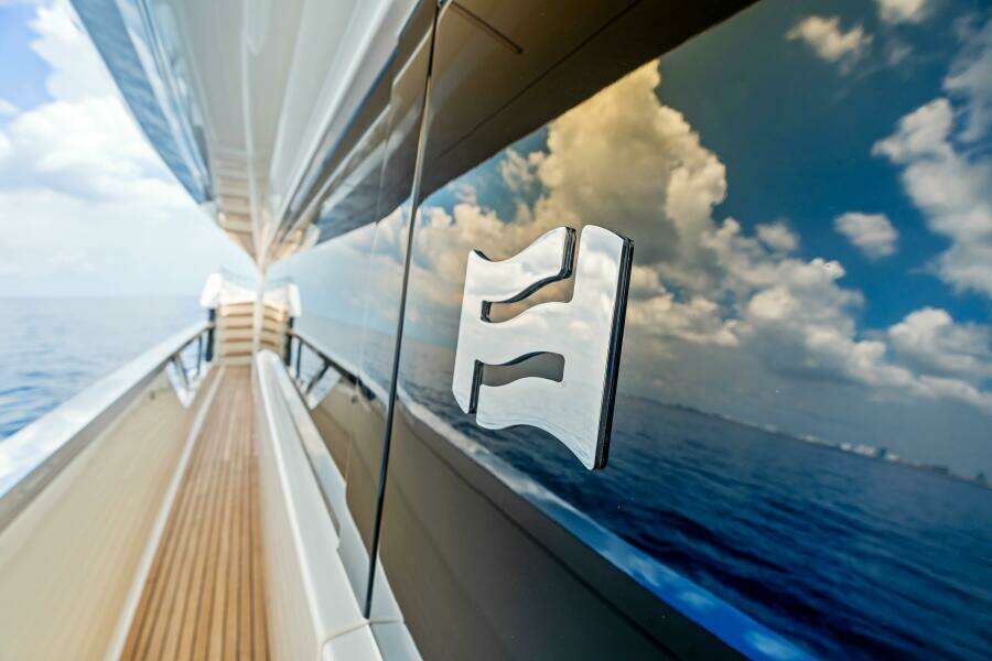 OUR TRADE 92ft Ferretti Yachts Yacht For Sale