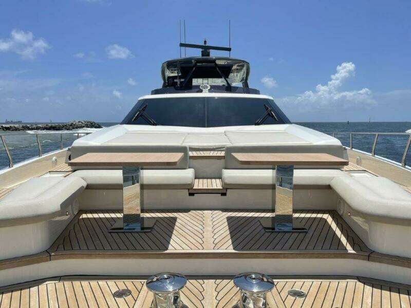 OUR TRADE 92ft Ferretti Yachts Yacht For Sale