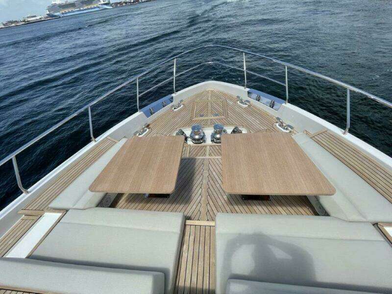 OUR TRADE 92ft Ferretti Yachts Yacht For Sale