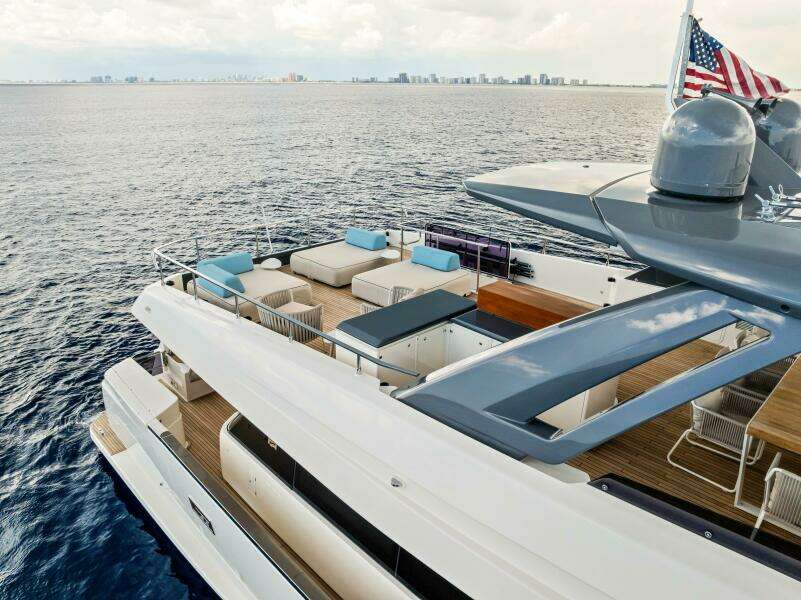 OUR TRADE 92ft Ferretti Yachts Yacht For Sale