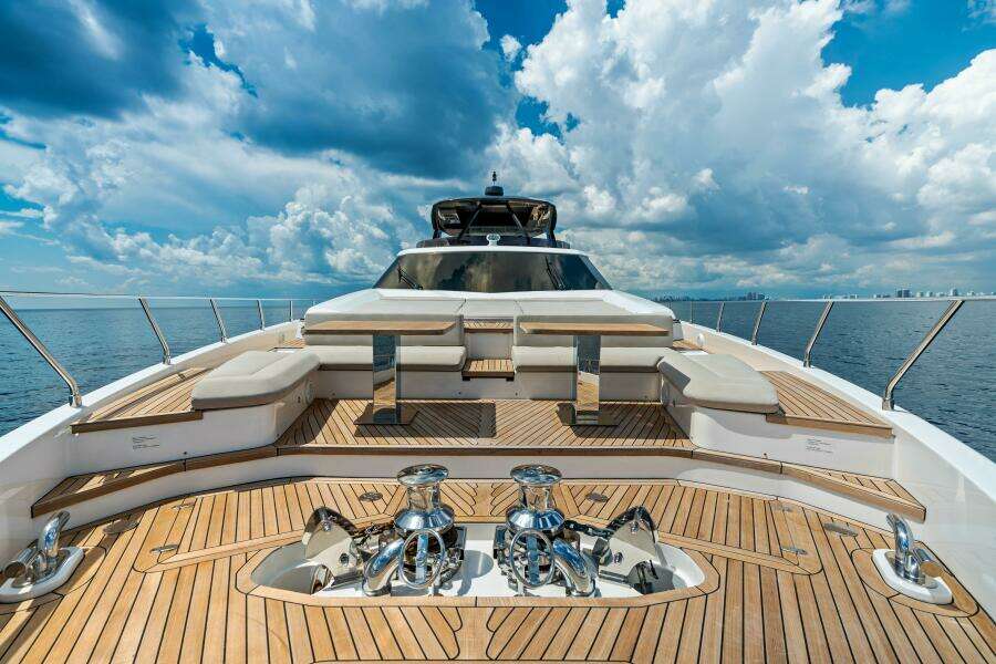 OUR TRADE 92ft Ferretti Yachts Yacht For Sale
