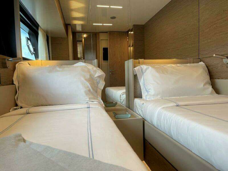 OUR TRADE 92ft Ferretti Yachts Yacht For Sale