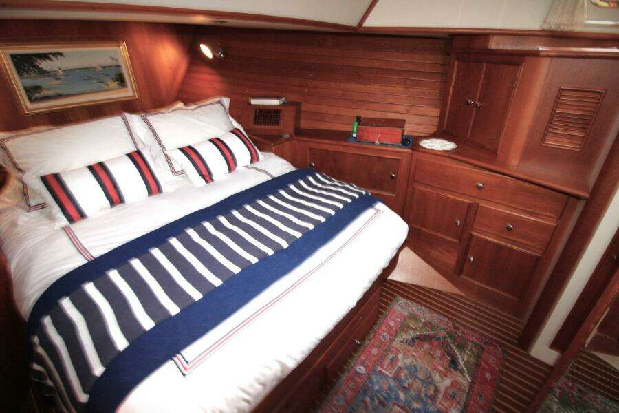 SWEET 49ft Grand Banks Yacht For Sale