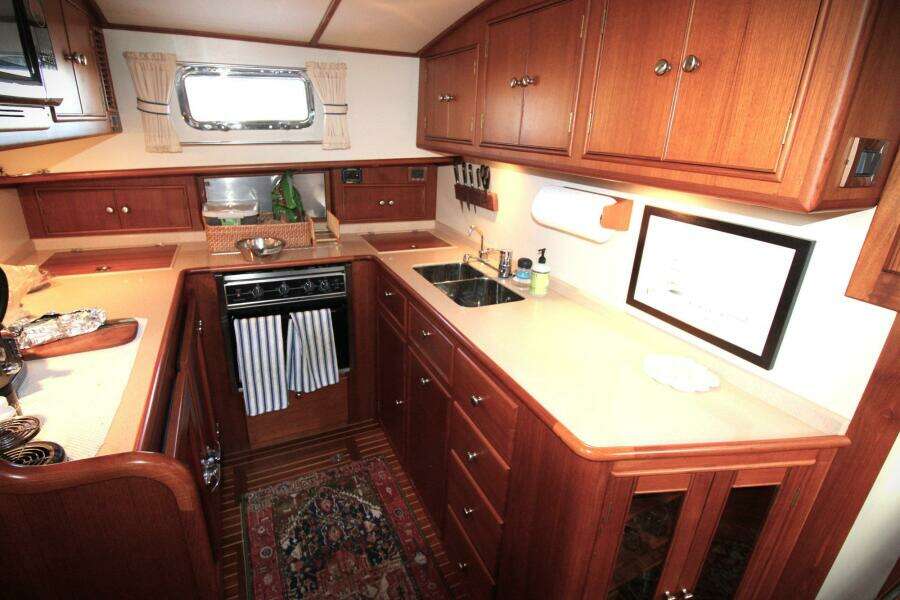 SWEET 49ft Grand Banks Yacht For Sale