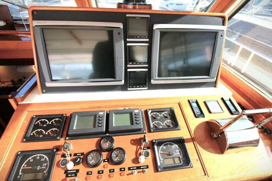 SWEET 49ft Grand Banks Yacht For Sale
