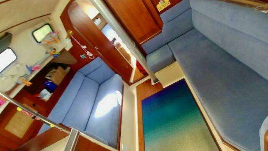 Grand Illusion 30ft CS Yacht For Sale