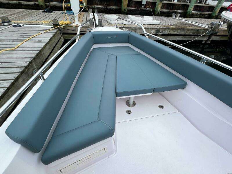 Giraffe 28ft Axopar Yacht For Sale