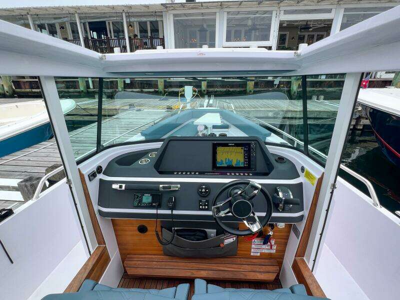 Giraffe 28ft Axopar Yacht For Sale