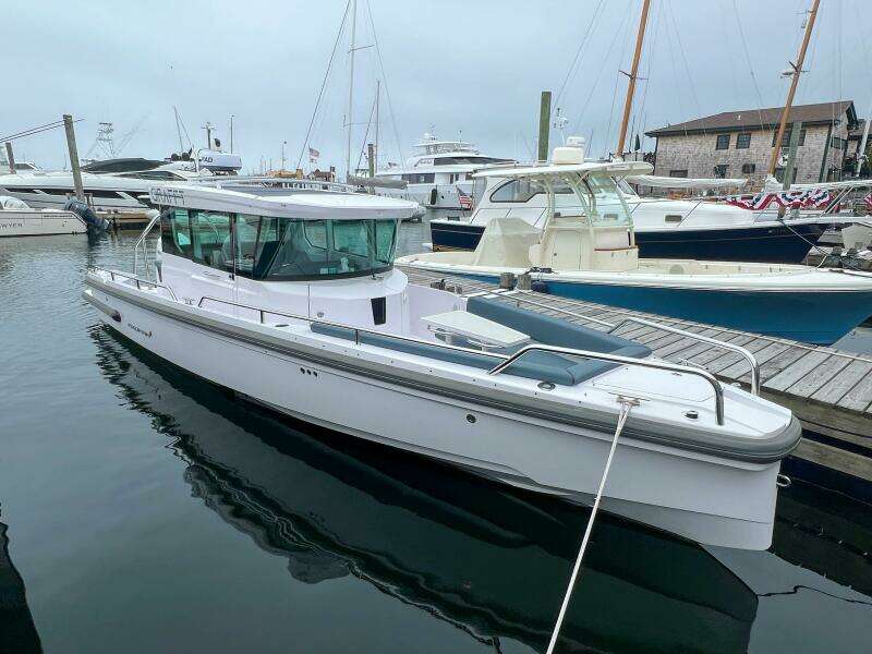 Giraffe 28ft Axopar Yacht For Sale